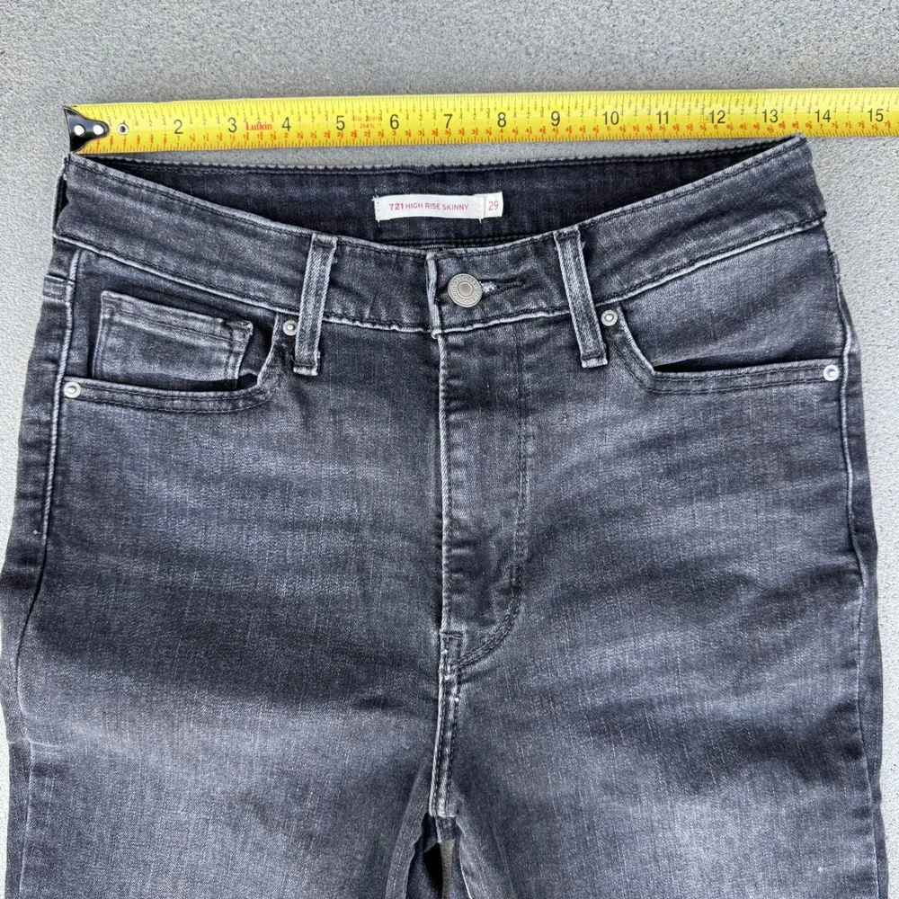 Levis levis 721